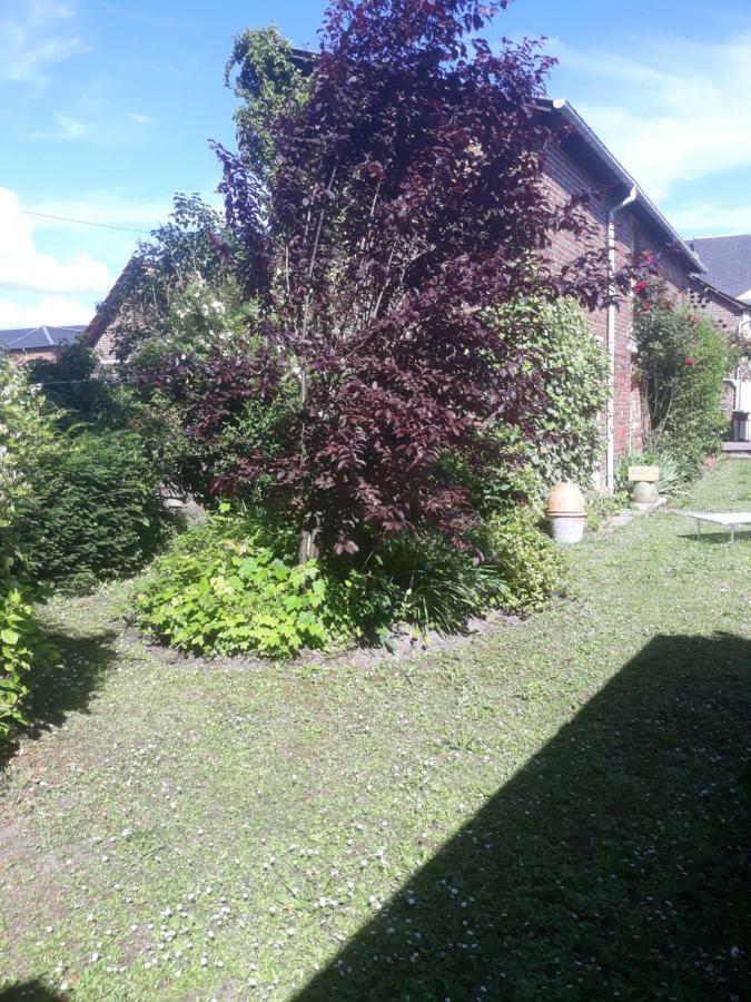 Gite Au Bord Du Lac Montville Exterior photo